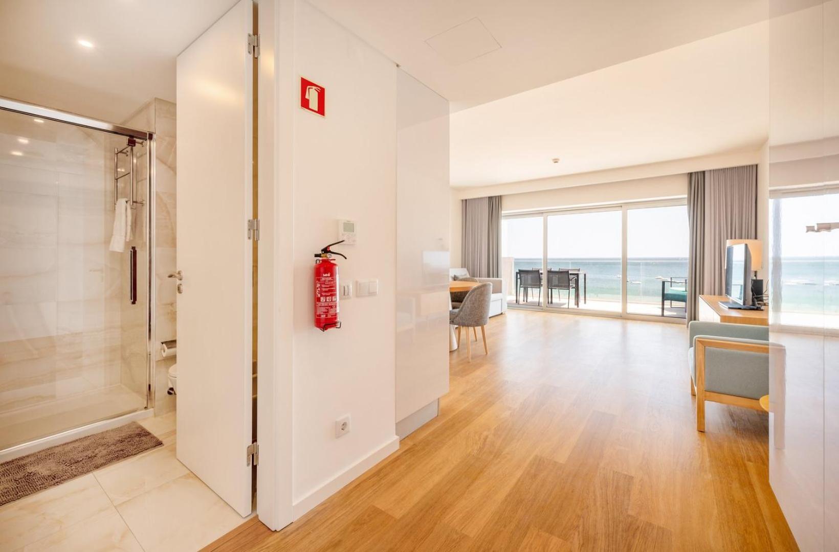 Guestready - Beachfront Naufrago'S Retreat 2 Sesimbra Extérieur photo